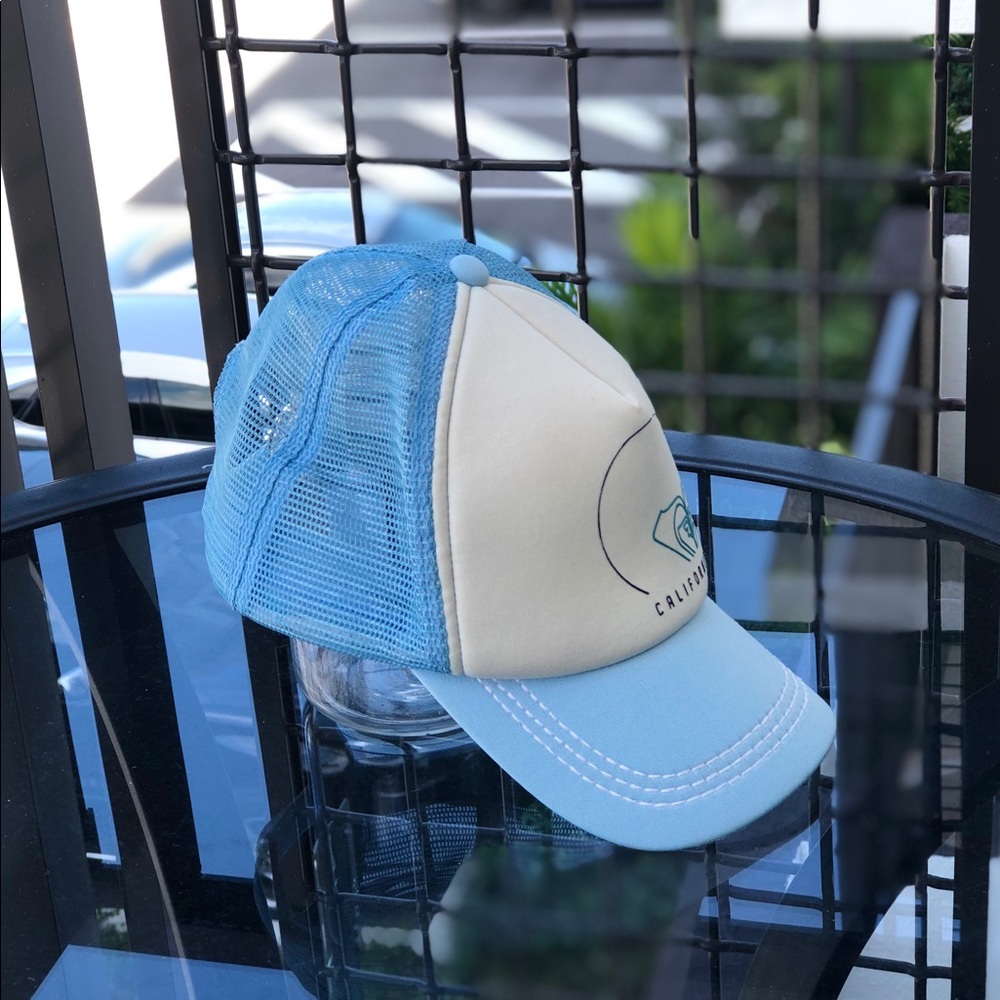 Roxy hat